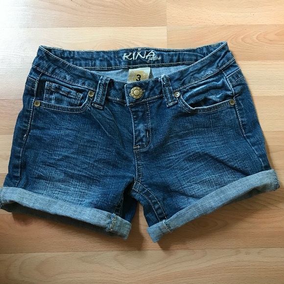 Shorts - Picture 2 of 2